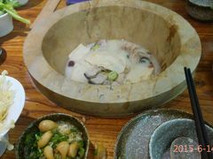 -滇香肴·云南菜蒸汽石锅鱼(云南北路店)