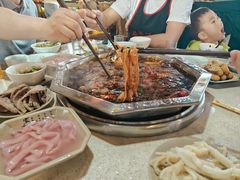 -九尺赵老四鲜鹅肠火锅