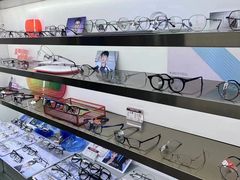 -视野联行眼镜蔡司·依视路官方授权店(顺城店)