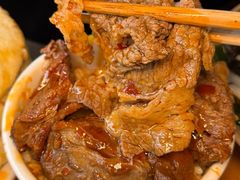 -大众跷脚牛肉馆·非遗传承单位(峨眉山店)