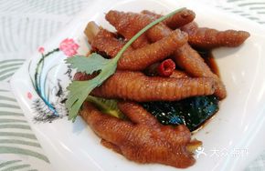Old Vinegar-Marinated Chicken Feet