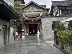 -小龙翻大江文化火锅(宽窄店)
