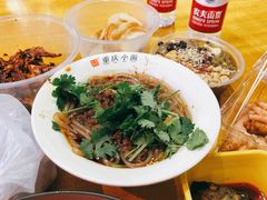 -八一路好吃街(雨田商务大厦店)