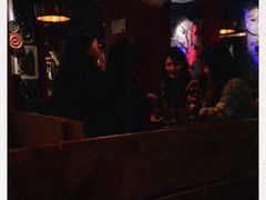 -Helens海伦司小酒馆(上海东明广场店)