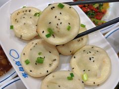 -李与白包子铺(桐梓林店)