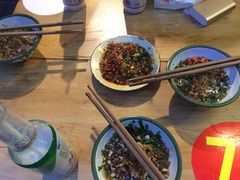 -拈签一笑黄牛肉辣卤串串
