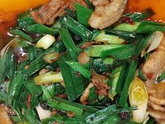 -石磨豆花家常菜·牦牛排土火锅