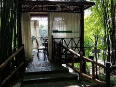 -竹海听涛生态山庄