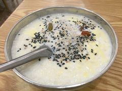 -白翔甜食店