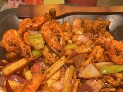 -炭舍干锅·烤鱼(扬名广场店)