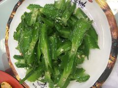 -小辣妹川味海鲜加工店(第一市场椰风巷店)