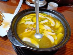 菌菇炖老母鸡汤小份-呼吸森林·生态农庄农家乐私房菜