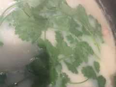 -大匠工房古船木艺术餐厅·猪肚鸡专门店(长白仙岛店)
