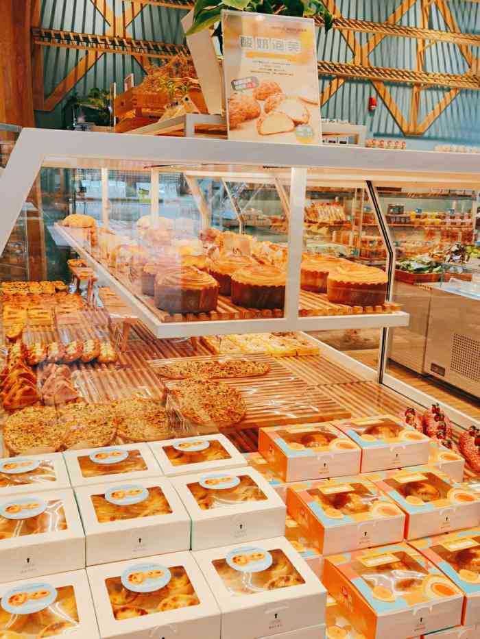 焙里思(万达金街店)-"遂宁金街打头第一家,挺大的挺好找的.店.