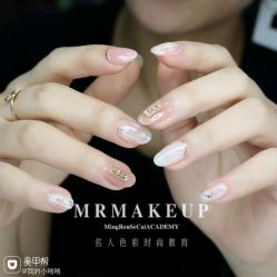 -蔓晨美甲工作室