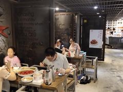 -龙巢盱眙龙虾·牛蛙·烧烤宵夜(八卦岭店)
