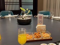 -忆江南·临江鱼馆