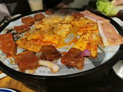 招牌湘村黑猪五花肉-么肆烤肉(汉街形象店)