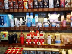 零售区-星巴克臻选(南京艾尚天地店)