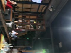 -洪氏嗨捞·广东猪肚鸡·椰子鸡火锅(西咸万象城店)