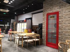-聚汇三少·龙虾·中餐厅(莫邪路新天地店)