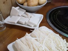 -牛小隆牛肉面馆(四牌楼店)