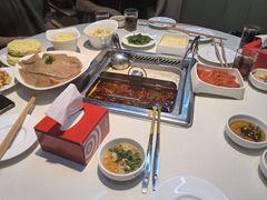 -海底捞火锅(威高广场店)