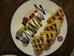 -魔方城市书房(中街益田店)