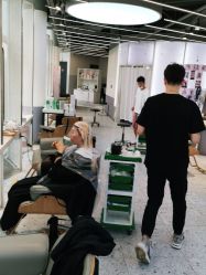 -PE SALON 