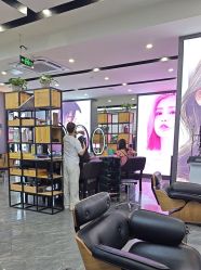 -藤野造型烫染·漂发