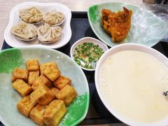 豆浆-鸡蛋-兄弟深夜豆浆