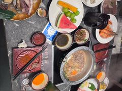 -牛YO寿喜烧·铁板烧和牛火锅自助(市府恒隆店)