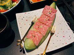 -铭牛烧肉·和牛海鲜自助(高新月牙湖店)