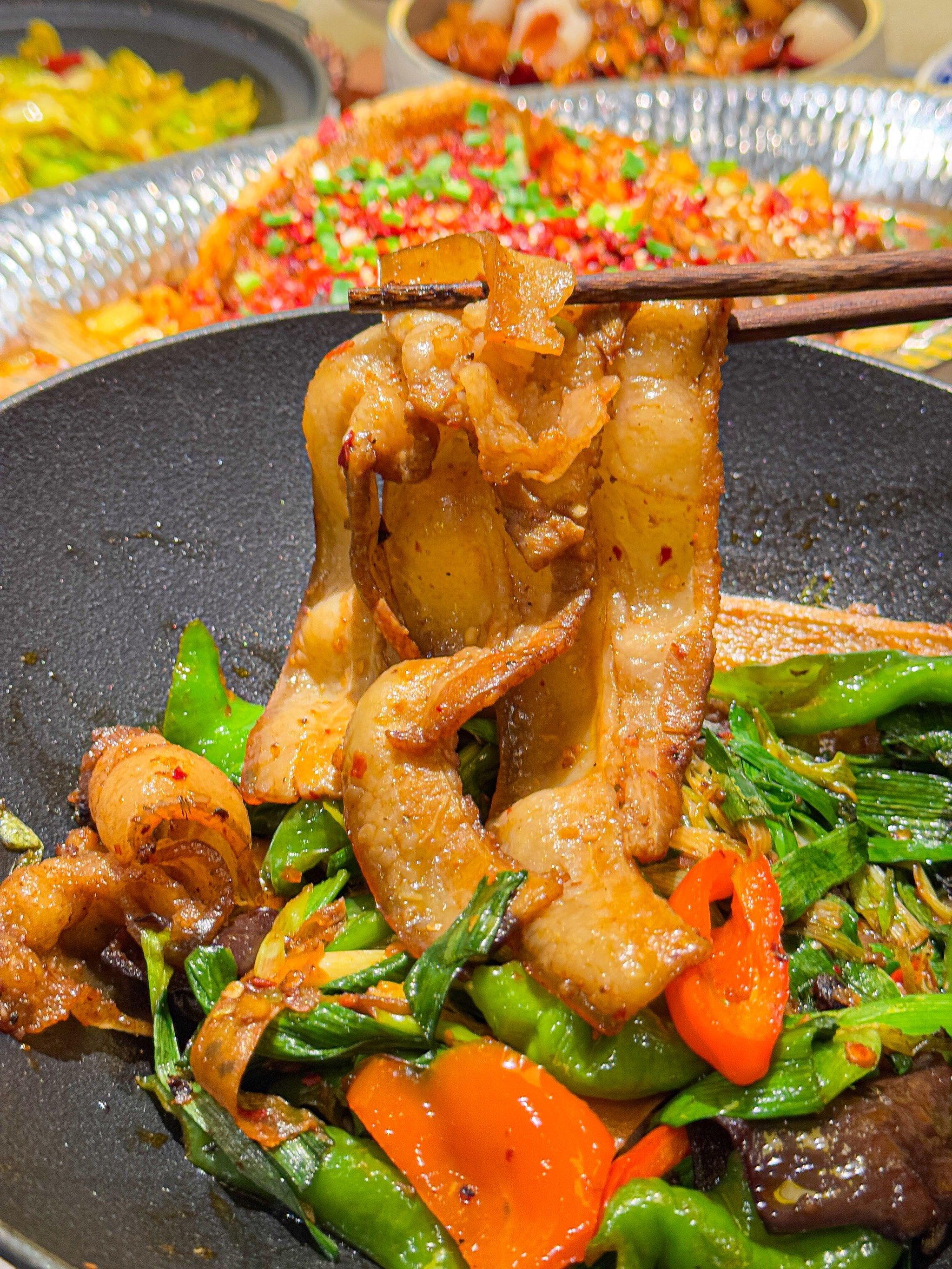 谁懂啊!这一口连山大刀回锅肉!