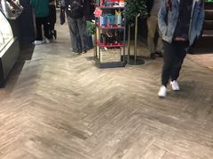 -星巴克臻选(南京金茂览秀城店)
