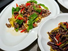 泡椒牛肉-炊烟餐厅