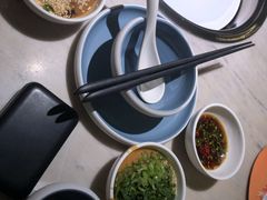 -左庭右院鲜牛肉火锅(浦江欢乐颂店)