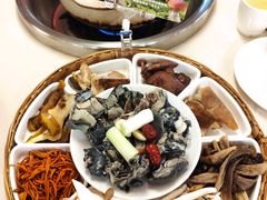 -土连锅·现熬养生汤锅(梁家巷店)