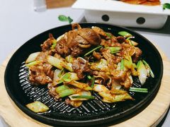 葱爆羊肉-怡情荟•海鲜青岛菜(五四广场旗舰店)