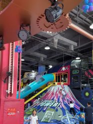 -欧酷世界动力星球(王府井奥莱UP TOWN店)