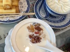 -广信牛奶甜品世家(台东店)