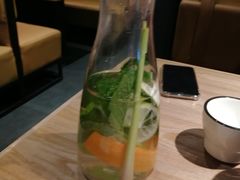 -山城外·非遗酸菜鱼(蜀都万达店)