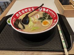 -大食代美食广场(上海中心店)