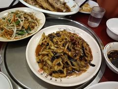 -聚首堂·特色小吃·肘子(什刹海德胜门店)