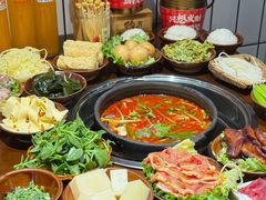 -黔有有贵州酸汤夺夺粉火锅(五味十字店)