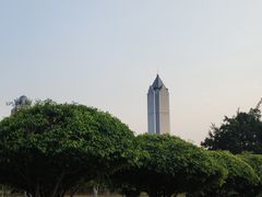 -万绿园