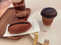 -法桐蛋糕·手作面包(万达公馆店)