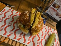 芥素汉堡-悠航SLOWBOAT(三里屯店)