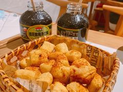 油炸爆浆豆腐-十面欢腾·海鲜面·台式Bistro(长乐路店)