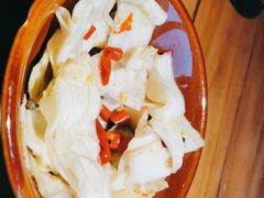 -半步颠小酒馆(繁花中心)